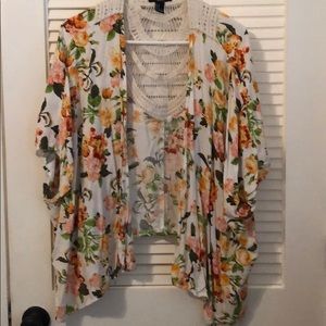 Forever 21 Floral Short Kimono